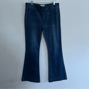 Women's Blue Jeans